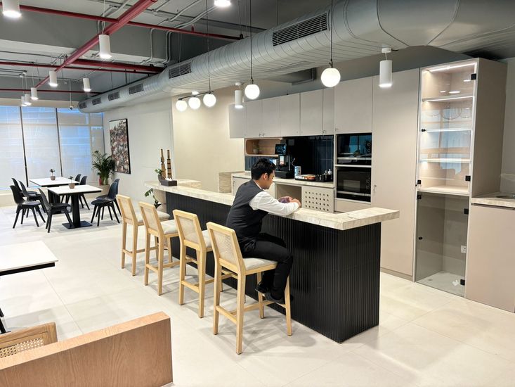 UrbanWrk The Statement Baani 